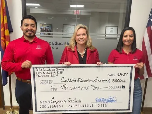 Corporate Spotlight: De La Rosa House Cleaning